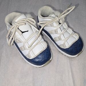 Nike Air Jordan 11 Retro Low LE "Blue Snakeskin" sneakers